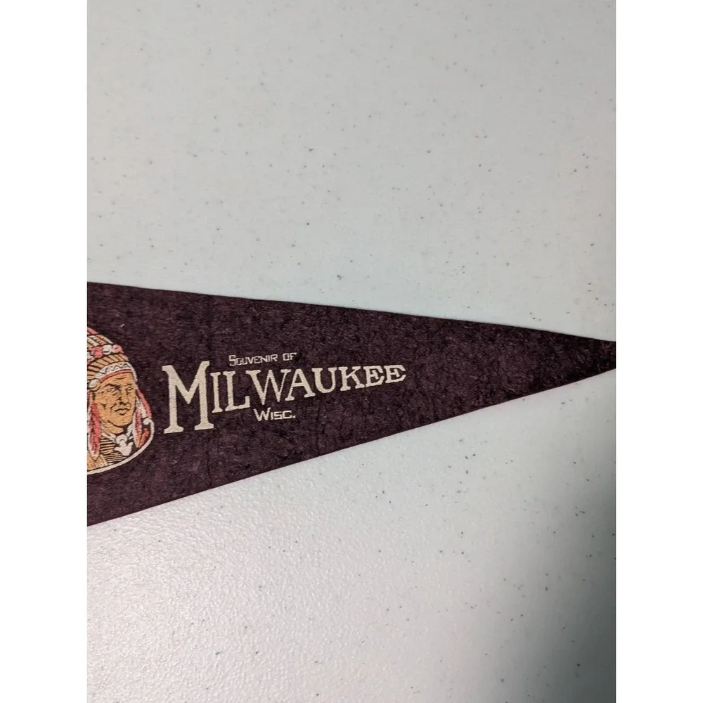 Souvenir Of Milwaukee Felt Pennant 12